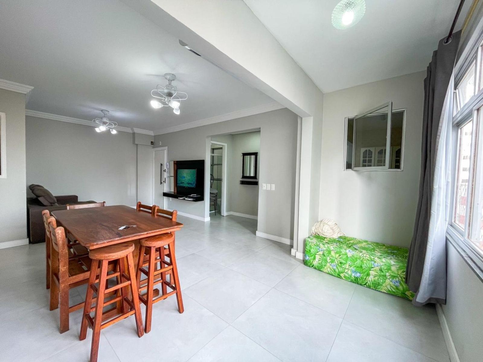 Com Localizacao Privilegiada Apartamento